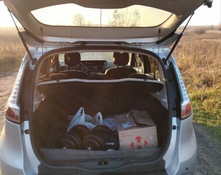 Серый Рено Сценик, объемом двигателя 1.5 л и пробегом 316 тыс. км за 7800 $, фото 10 на Automoto.ua