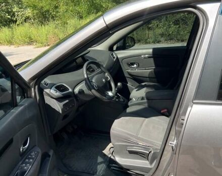 Сірий Рено Сценік, об'ємом двигуна 1.46 л та пробігом 240 тис. км за 8000 $, фото 4 на Automoto.ua