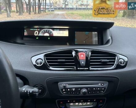 Сірий Рено Сценік, об'ємом двигуна 1.4 л та пробігом 196 тис. км за 8000 $, фото 21 на Automoto.ua