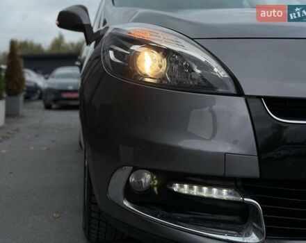 Рено Сценик 2012 в Ровно на Automoto.ua Серый Рено Сценик, объемом двигателя 1.46 л и пробегом 186 тыс. км за 8600 $, фото 6 на Automoto.ua