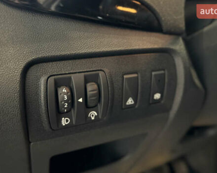 Сірий Рено Сценік, об'ємом двигуна 1.6 л та пробігом 231 тис. км за 8700 $, фото 12 на Automoto.ua