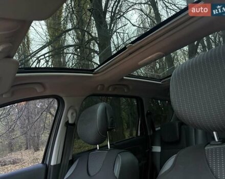 Сірий Рено Сценік, об'ємом двигуна 1.4 л та пробігом 196 тис. км за 8000 $, фото 27 на Automoto.ua