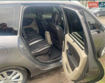 Серый Рено Сценик, объемом двигателя 1.5 л и пробегом 310 тыс. км за 6700 $, фото 2 на Automoto.ua