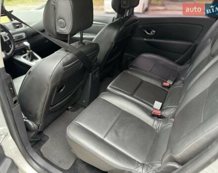 Серый Рено Сценик, объемом двигателя 1.46 л и пробегом 230 тыс. км за 6950 $, фото 10 на Automoto.ua