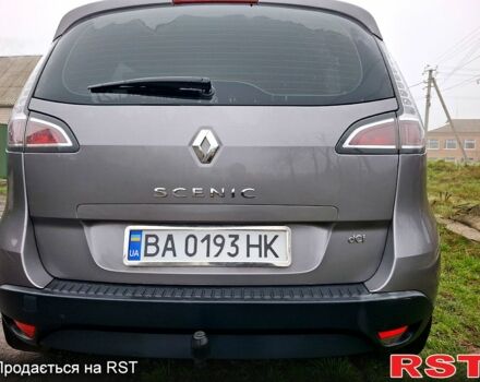 Серый Рено Сценик, объемом двигателя 1.5 л и пробегом 198 тыс. км за 8150 $, фото 3 на Automoto.ua