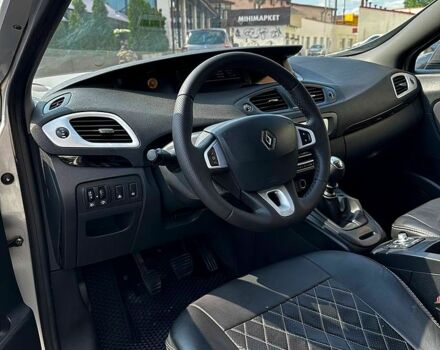 Рено Сценик 2012 в Ровно на Automoto.ua Серый Рено Сценик, объемом двигателя 1.6 л и пробегом 290 тыс. км за 6500 $, фото 3 на Automoto.ua