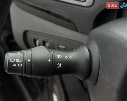 Рено Сценик 2012 в Ровно на Automoto.ua Серый Рено Сценик, объемом двигателя 1.46 л и пробегом 186 тыс. км за 8600 $, фото 30 на Automoto.ua