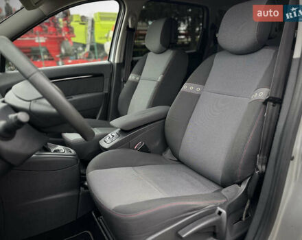 Сірий Рено Сценік, об'ємом двигуна 1.5 л та пробігом 292 тис. км за 7700 $, фото 41 на Automoto.ua