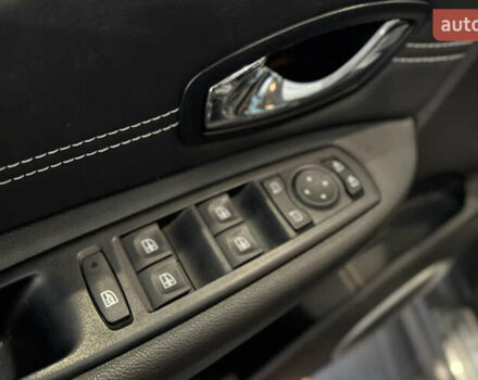 Сірий Рено Сценік, об'ємом двигуна 1.6 л та пробігом 231 тис. км за 8700 $, фото 17 на Automoto.ua