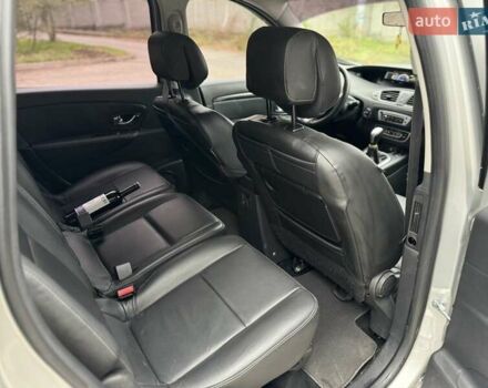 Серый Рено Сценик, объемом двигателя 1.46 л и пробегом 230 тыс. км за 6950 $, фото 9 на Automoto.ua