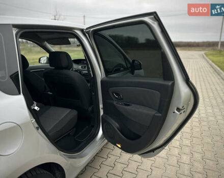 Сірий Рено Сценік, об'ємом двигуна 1.5 л та пробігом 292 тис. км за 7700 $, фото 55 на Automoto.ua