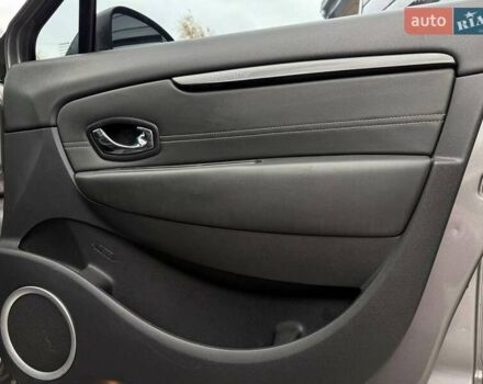 Рено Сценик 2012 в Ровно на Automoto.ua Серый Рено Сценик, объемом двигателя 1.46 л и пробегом 186 тыс. км за 8600 $, фото 58 на Automoto.ua