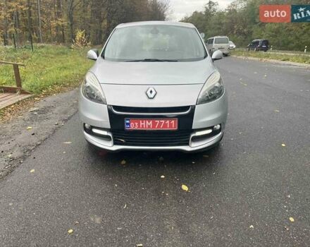 Рено Сценік 2012 у Красилове на Automoto.ua Сірий Рено Сценік, об'ємом двигуна 1.46 л та пробігом 202 тис. км за 7900 $, фото 7 на Automoto.ua