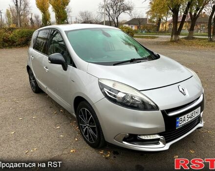 Серый Рено Сценик, объемом двигателя 1.2 л и пробегом 203 тыс. км за 7300 $, фото 3 на Automoto.ua