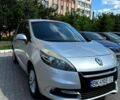 Рено Сценик 2012 в Ровно на Automoto.ua Серый Рено Сценик, объемом двигателя 1.6 л и пробегом 290 тыс. км за 6500 $, фото 1 на Automoto.ua