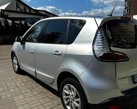 Рено Сценик 2012 в Ровно на Automoto.ua Серый Рено Сценик, объемом двигателя 1.6 л и пробегом 290 тыс. км за 6500 $, фото 4 на Automoto.ua