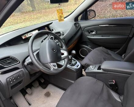 Сірий Рено Сценік, об'ємом двигуна 1.4 л та пробігом 196 тис. км за 8000 $, фото 17 на Automoto.ua