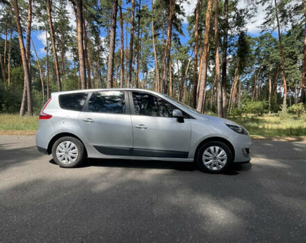 Сірий Рено Сценік, об'ємом двигуна 1.46 л та пробігом 322 тис. км за 7800 $, фото 1 на Automoto.ua