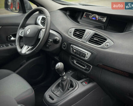 Сірий Рено Сценік, об'ємом двигуна 1.5 л та пробігом 292 тис. км за 7700 $, фото 64 на Automoto.ua