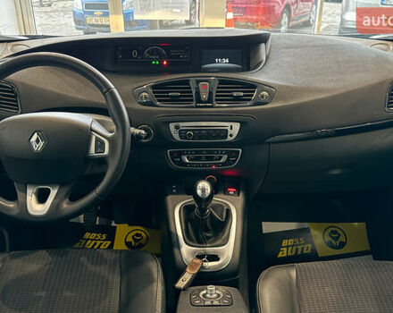 Сірий Рено Сценік, об'ємом двигуна 1.6 л та пробігом 231 тис. км за 8700 $, фото 9 на Automoto.ua
