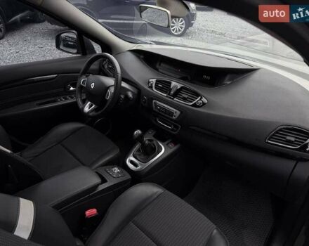 Рено Сценик 2012 в Ровно на Automoto.ua Серый Рено Сценик, объемом двигателя 1.46 л и пробегом 186 тыс. км за 8600 $, фото 66 на Automoto.ua