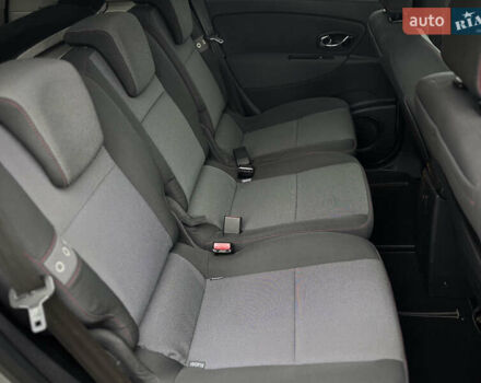 Сірий Рено Сценік, об'ємом двигуна 1.5 л та пробігом 292 тис. км за 7700 $, фото 57 на Automoto.ua