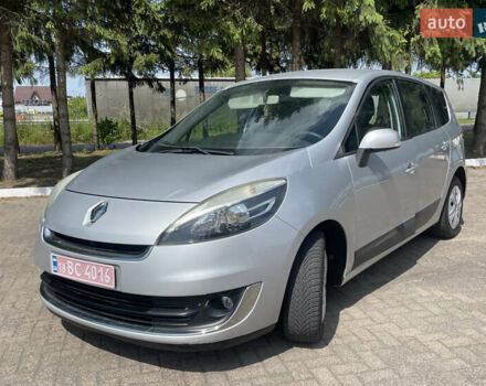 Сірий Рено Сценік, об'ємом двигуна 1.5 л та пробігом 157 тис. км за 8600 $, фото 3 на Automoto.ua