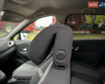 Сірий Рено Сценік, об'ємом двигуна 1.5 л та пробігом 292 тис. км за 7700 $, фото 53 на Automoto.ua