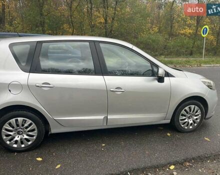 Рено Сценік 2012 у Красилове на Automoto.ua Сірий Рено Сценік, об'ємом двигуна 1.46 л та пробігом 202 тис. км за 7900 $, фото 4 на Automoto.ua