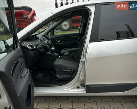 Сірий Рено Сценік, об'ємом двигуна 1.5 л та пробігом 292 тис. км за 7700 $, фото 39 на Automoto.ua