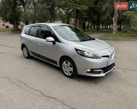 Серый Рено Сценик, объемом двигателя 1.46 л и пробегом 230 тыс. км за 6950 $, фото 13 на Automoto.ua