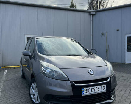 Серый Рено Сценик, объемом двигателя 1.6 л и пробегом 186 тыс. км за 7300 $, фото 3 на Automoto.ua