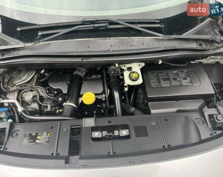 Рено Сценік 2012 у Красилове на Automoto.ua Сірий Рено Сценік, об'ємом двигуна 1.46 л та пробігом 202 тис. км за 7900 $, фото 15 на Automoto.ua