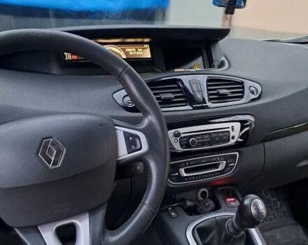 Сірий Рено Сценік, об'ємом двигуна 1.6 л та пробігом 236 тис. км за 8600 $, фото 3 на Automoto.ua