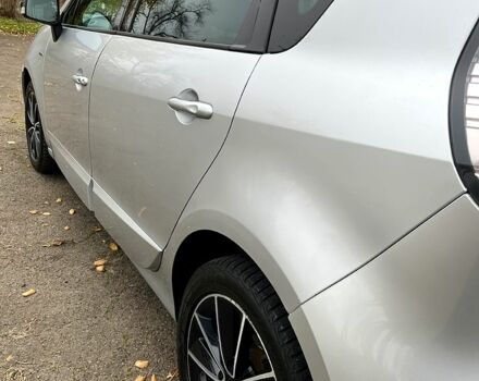 Серый Рено Сценик, объемом двигателя 1.2 л и пробегом 203 тыс. км за 7300 $, фото 2 на Automoto.ua