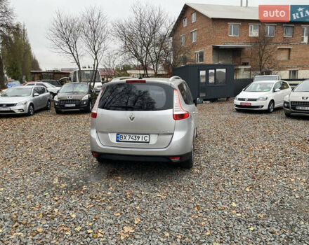 Серый Рено Сценик, объемом двигателя 1.5 л и пробегом 273 тыс. км за 7699 $, фото 6 на Automoto.ua