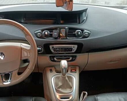 Серый Рено Сценик, объемом двигателя 1.46 л и пробегом 369 тыс. км за 10000 $, фото 9 на Automoto.ua