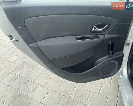 Серый Рено Сценик, объемом двигателя 1.46 л и пробегом 249 тыс. км за 7650 $, фото 16 на Automoto.ua