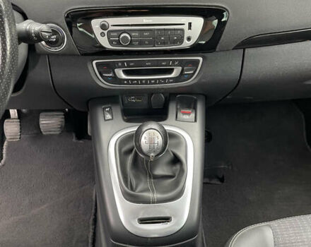 Серый Рено Сценик, объемом двигателя 1.46 л и пробегом 230 тыс. км за 9000 $, фото 14 на Automoto.ua