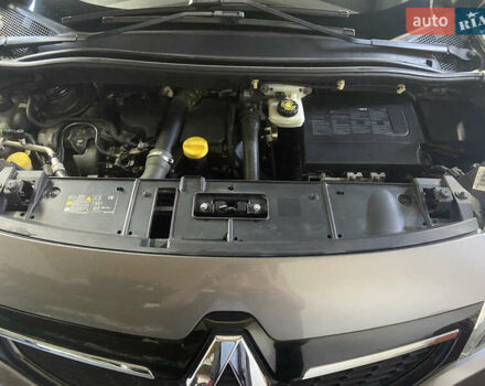 Серый Рено Сценик, объемом двигателя 1.5 л и пробегом 260 тыс. км за 11250 $, фото 17 на Automoto.ua