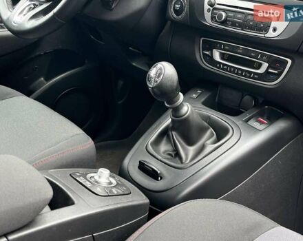 Серый Рено Сценик, объемом двигателя 1.5 л и пробегом 271 тыс. км за 8990 $, фото 13 на Automoto.ua