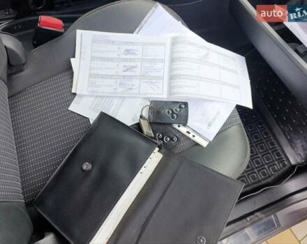 Серый Рено Сценик, объемом двигателя 1.5 л и пробегом 187 тыс. км за 8700 $, фото 1 на Automoto.ua