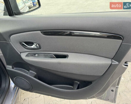 Серый Рено Сценик, объемом двигателя 1.5 л и пробегом 203 тыс. км за 9950 $, фото 32 на Automoto.ua