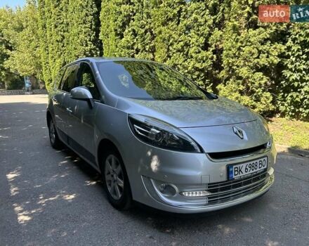 Сірий Рено Сценік, об'ємом двигуна 1.46 л та пробігом 254 тис. км за 8700 $, фото 7 на Automoto.ua