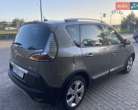 Серый Рено Сценик, объемом двигателя 1.5 л и пробегом 260 тыс. км за 11250 $, фото 4 на Automoto.ua