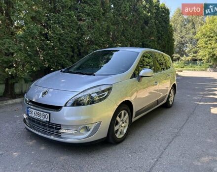 Сірий Рено Сценік, об'ємом двигуна 1.46 л та пробігом 254 тис. км за 8700 $, фото 1 на Automoto.ua
