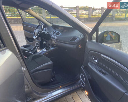 Серый Рено Сценик, объемом двигателя 1.5 л и пробегом 260 тыс. км за 11250 $, фото 10 на Automoto.ua