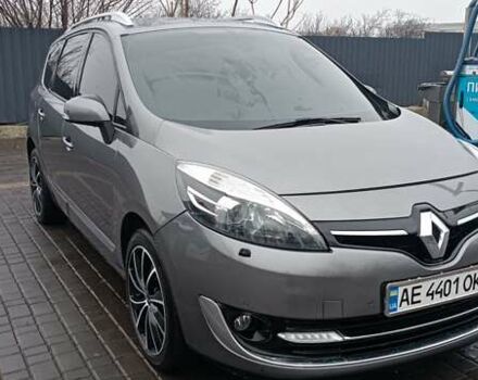 Серый Рено Сценик, объемом двигателя 1.46 л и пробегом 369 тыс. км за 10000 $, фото 8 на Automoto.ua