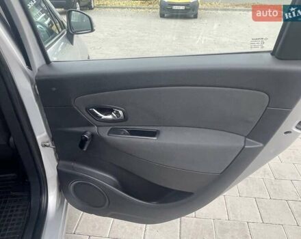 Серый Рено Сценик, объемом двигателя 1.46 л и пробегом 249 тыс. км за 7650 $, фото 18 на Automoto.ua