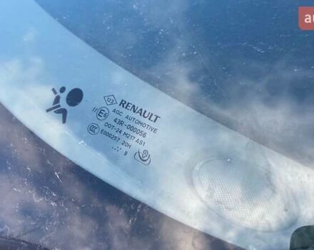 Сірий Рено Сценік, об'ємом двигуна 1.6 л та пробігом 160 тис. км за 9300 $, фото 2 на Automoto.ua